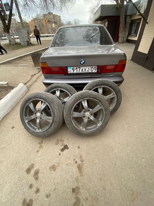 Продам диски с резиной