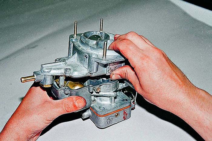 Как снять крышку карбюратора Как снять крышку карбюратора