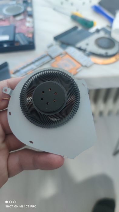 curatare si reparare laptop/calculator, console, instalare windows