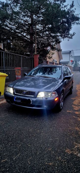 Volvo V40 T4 200 CP