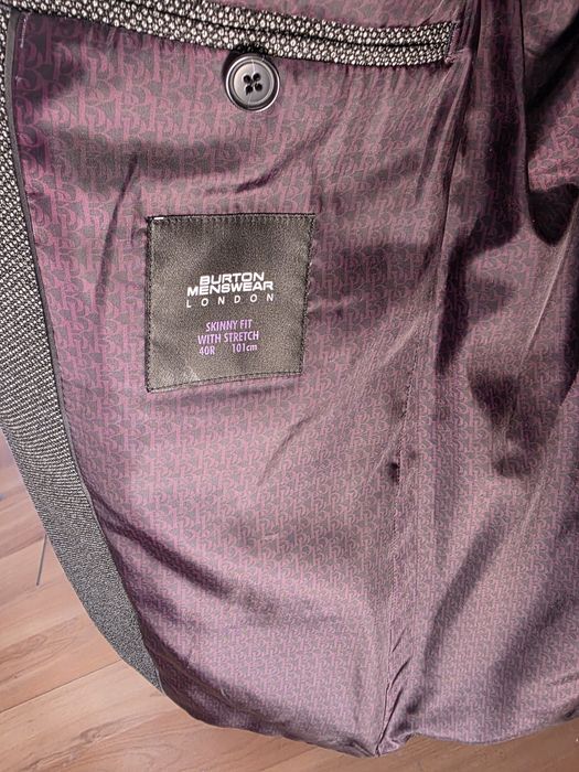 Продавам мъжко сако