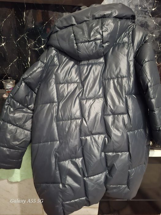 Продам зимнюю куртку