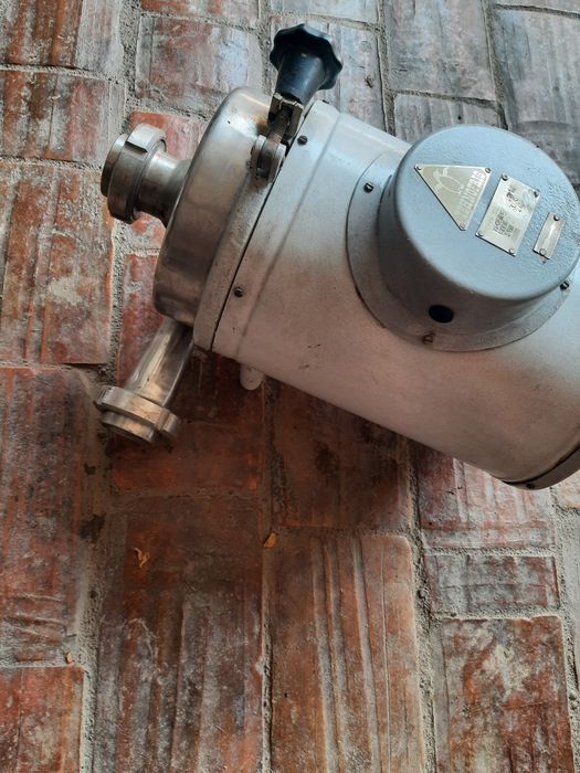 Pompă trifazică, lichide alimentare