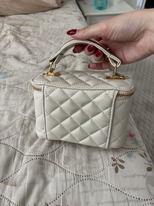 Бяла чанта Chanel