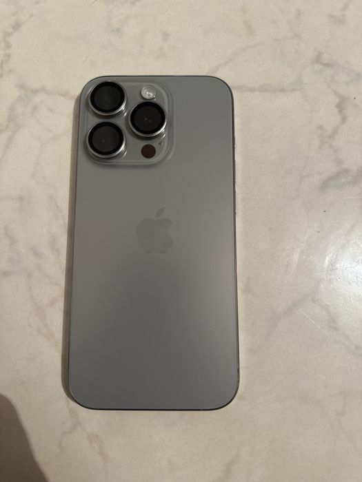 iPhone 15 pro продам