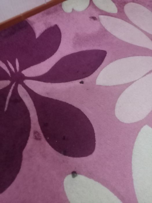 Продам ковёр полусинтетика