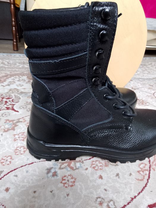 Продам берцы демисезонные