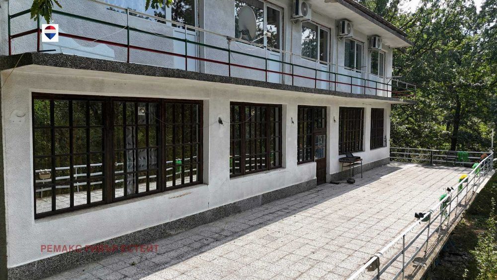 Туристическа хижа за продажба в с. Беловец, обл. Разград