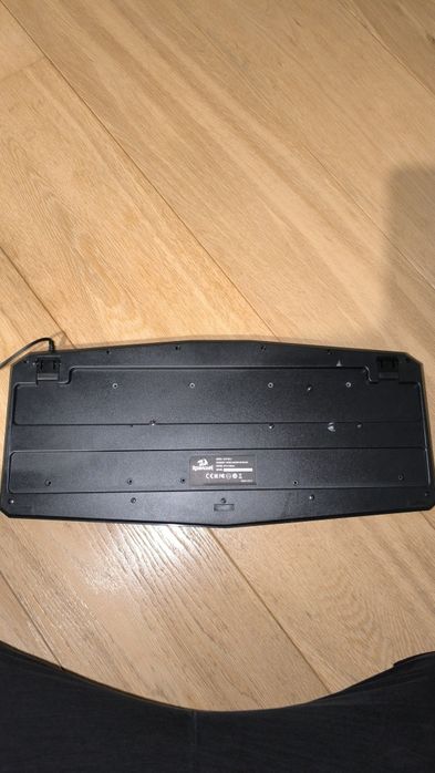 Продавам клавиатура red dragon в перфектно състояние