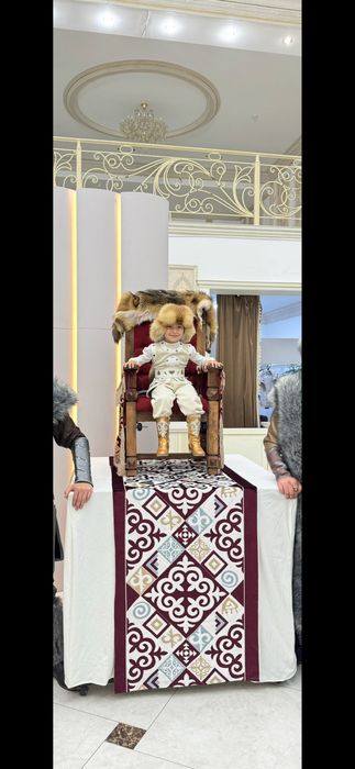 Батыры,трон для тоев