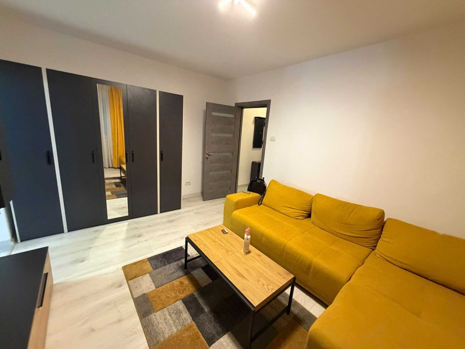 Apartament de închiriat – Casa de Cultură | Termen lung | 450 €/lună