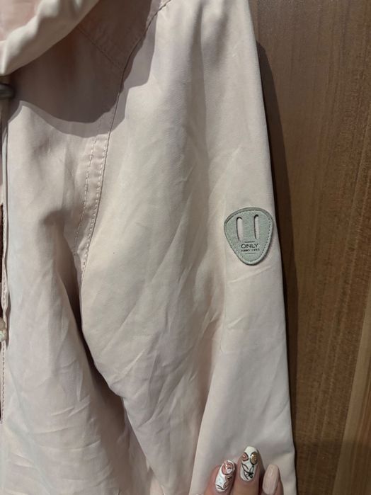 Дамско тънко яке ONLY