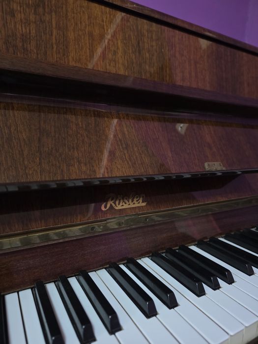 Продаётся фортепиано Rösler