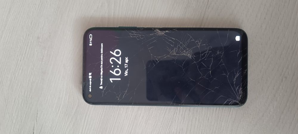 vand telefon Huawei p40 lite