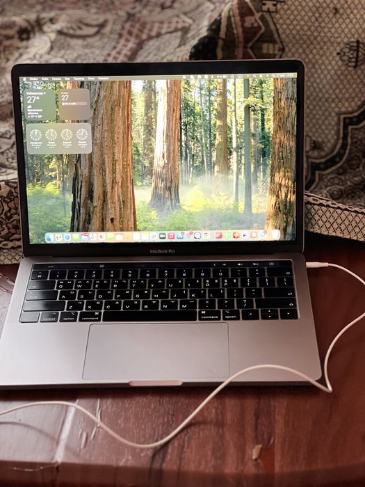 Macbook pro 13 2017 i5