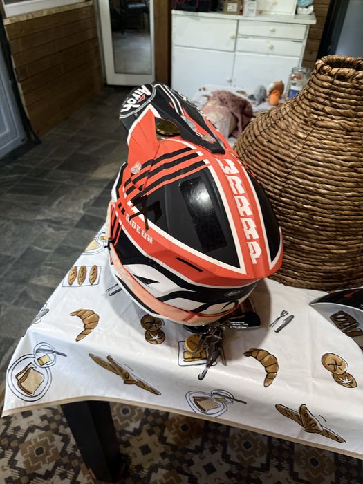 Moto каска размер L