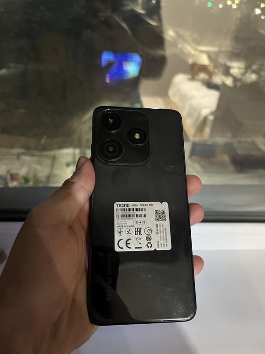 Продам телефон Tecno