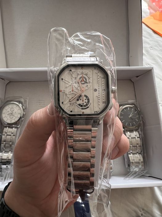 Часы по выгодной цене