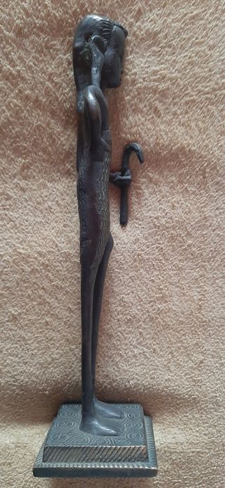 Статуэтка тяжелая