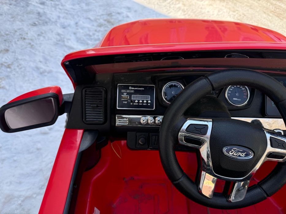 Детская машина Ford