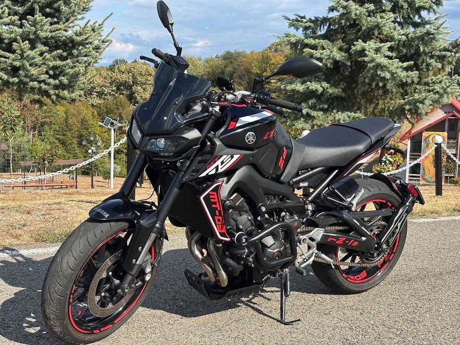 Yamaha MT-09 2018 ARROW/ÖHLINS/Quickshifter/LED