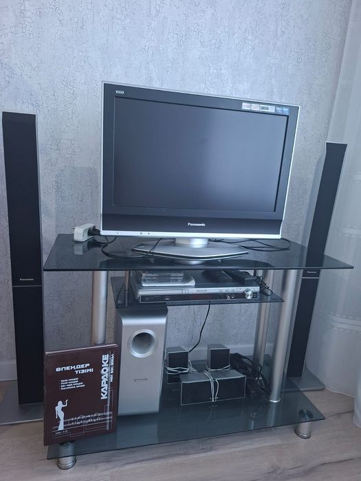 Продам в комплекте 3в1