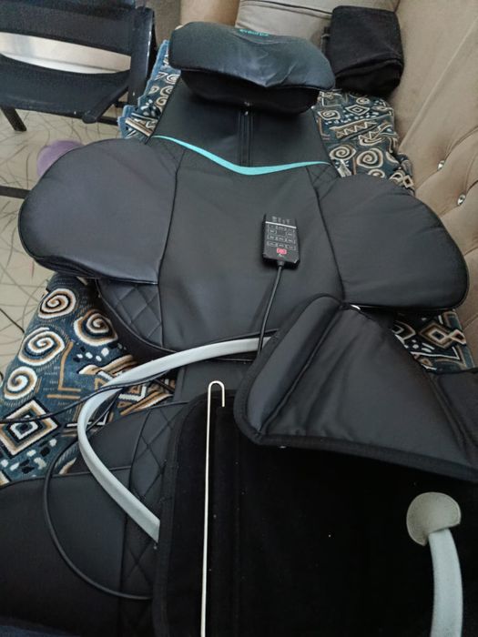 Массажное кресло