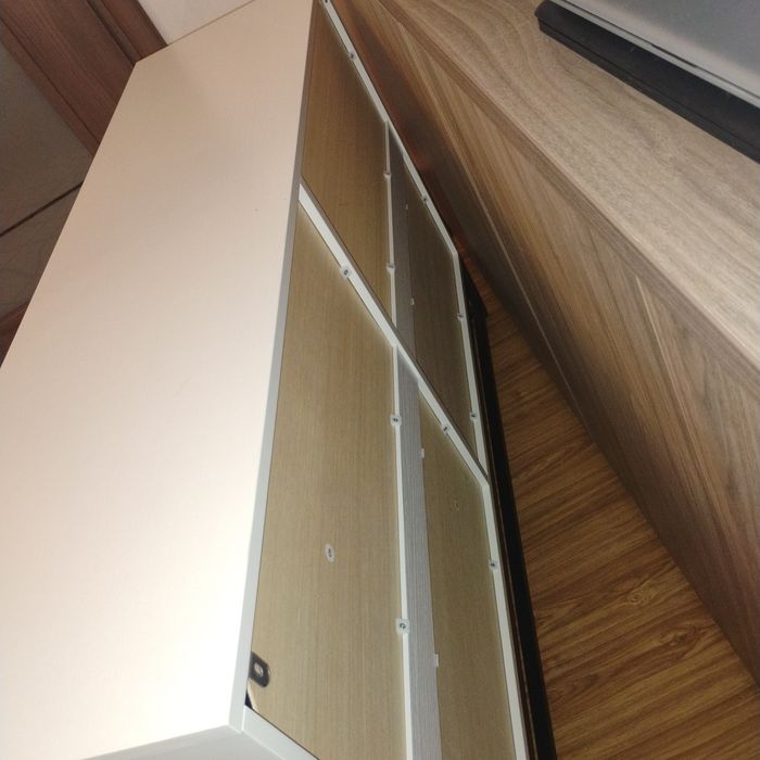 Comoda lemn lemn furniruit