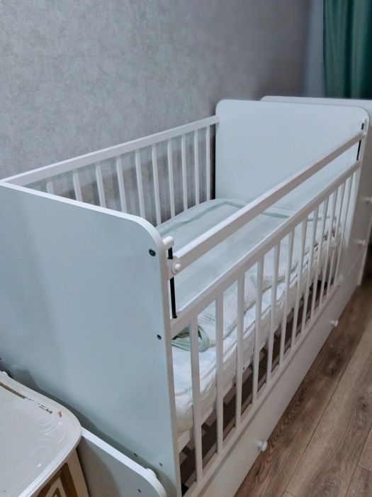 Манеж-кровать колыбельный