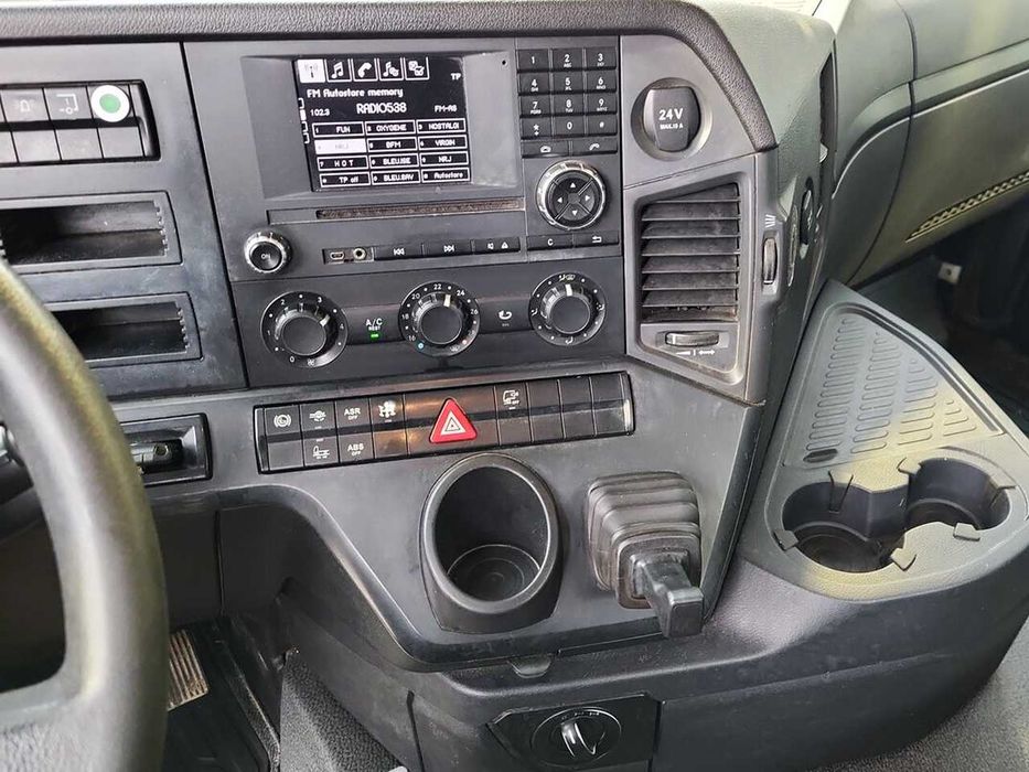 Самосвал  Mercedes Arocs 4151 8X4 CA85