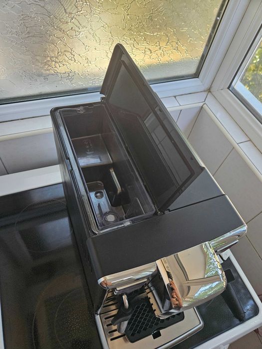 Кафеавтомат Philips EP5310 ( Saeco )