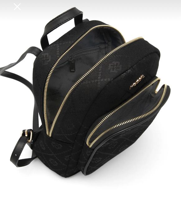 Продавам чисто нова чанта FOSIL