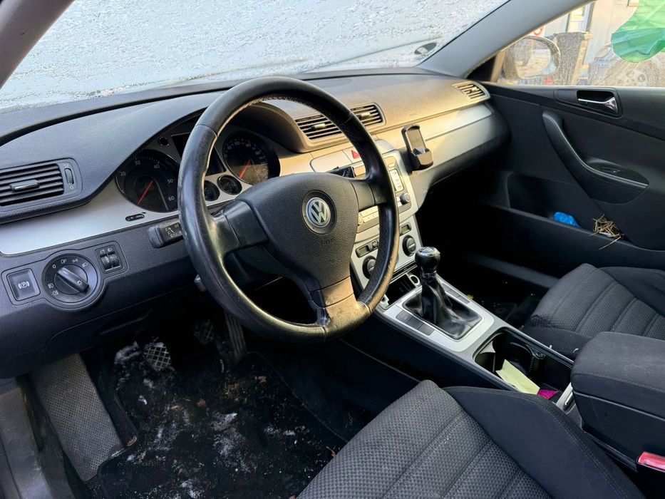 Dezmembrez / Dezmembrari / Piese Volkswagen Passat B6 1.9 tdi BLS 105cp 2005-2010