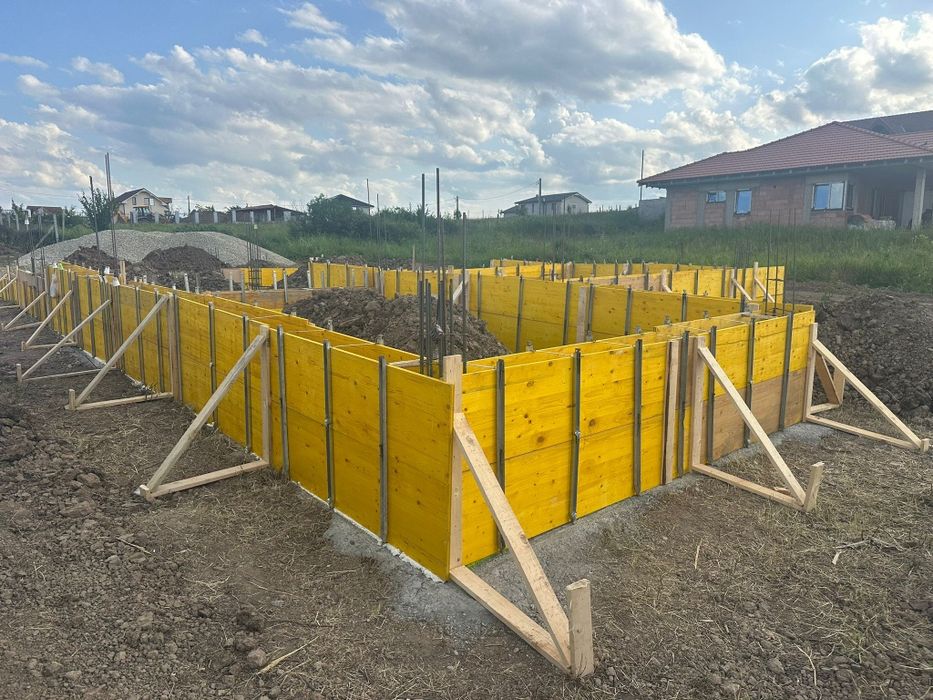 Execut  fundatii pentru case sau garduri