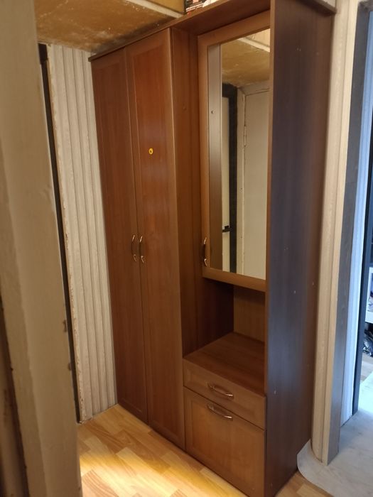 Продам Шкав в прихожую