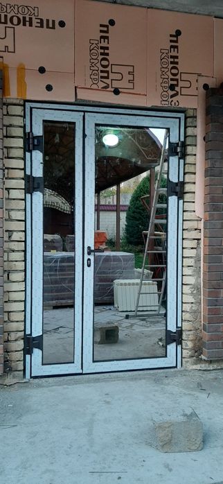 Пластиковые окна двери витражи