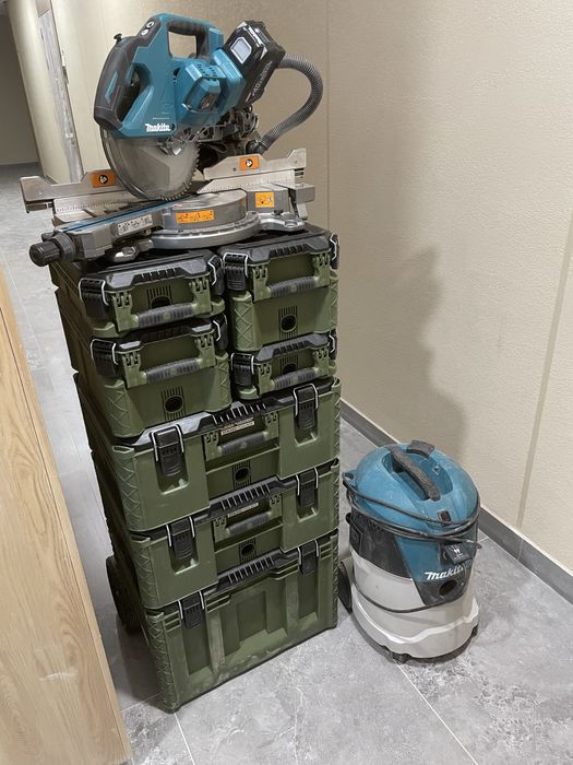 Установка межкомнатных дверей