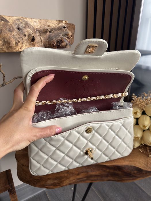 Чанта Chanel - среден размер