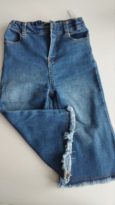 Продам детские вещи