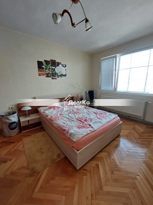 Четиристаен тухлен апартамент Център