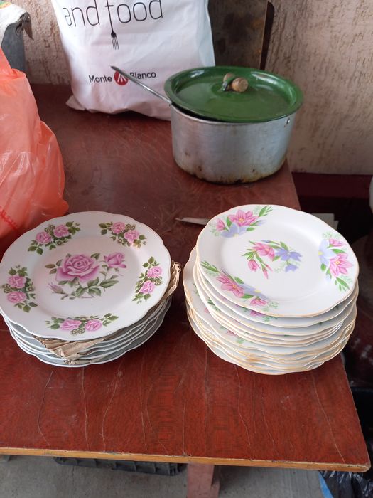 Разную посуду продаю