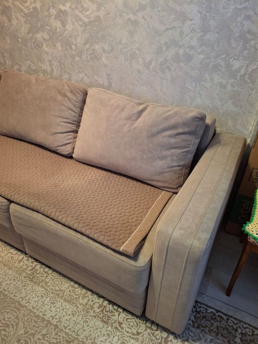 Продам диван срочно