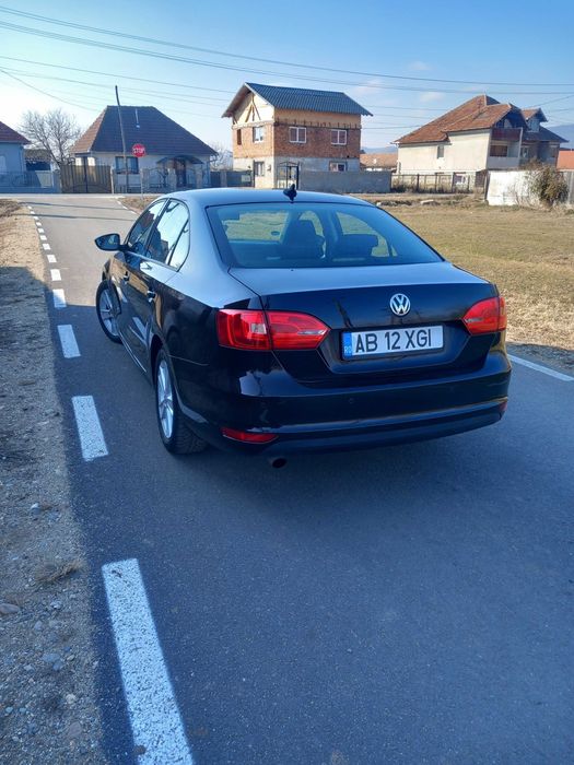 VW Jetta Match 1.6 TDI , an 2013!!!