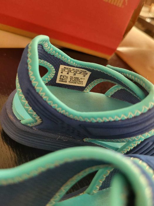 Sandale adidas numar 20