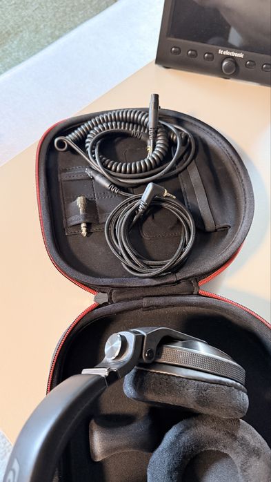 Casti Pioneer DJ HDJ-X10 in stare impecabila/ nu sennheiser