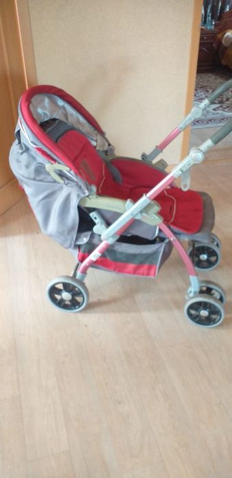 Коляска прогулочная