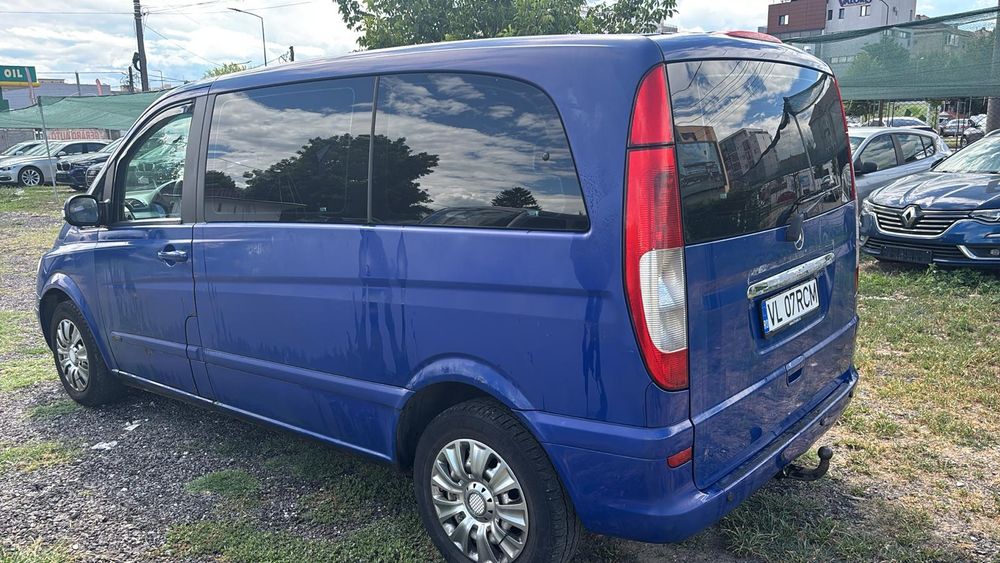 Vând Mercedes vito