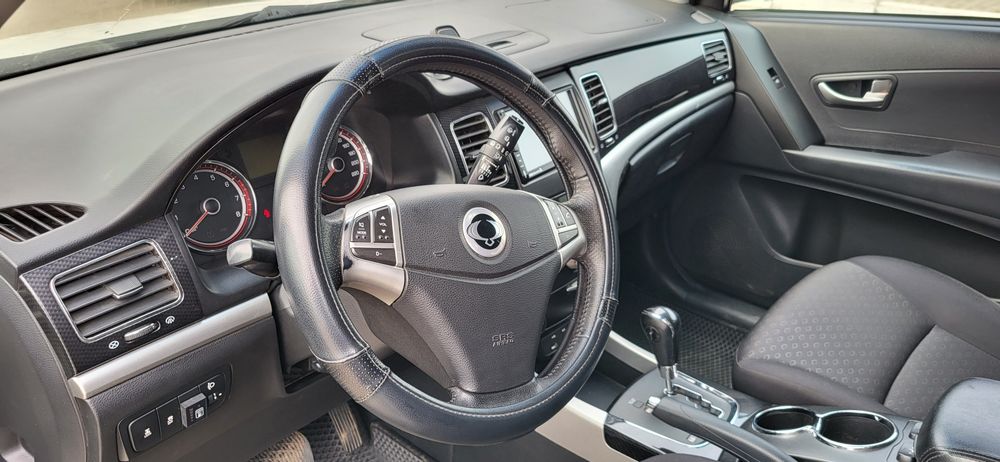 Автомашина Ssangyong new actyon