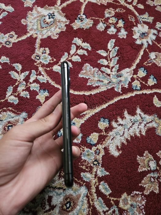 Iphone 11 pro hamma joyi radnoy
