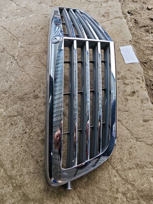 Предна решетка Mercedes W204 C class Н7